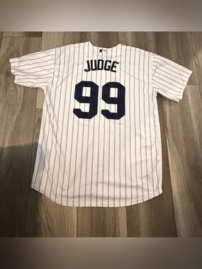 Majestic Mens New York Yankees Aaron Judge 99 Jersey White Pinstripe XXXL 3XL